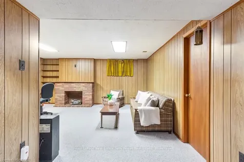 1252 Kensington Park Road Oakville ON L6H 2G9