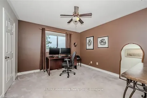 126 Howell Road Oakville ON L6H 5Z3