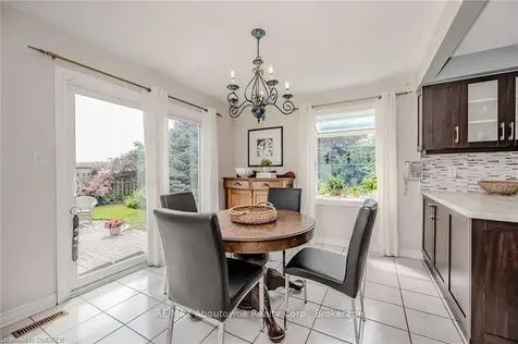 126 Howell Road Oakville ON L6H 5Z3