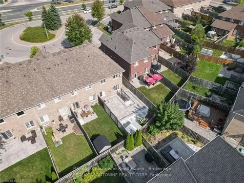 2444 Shadow Court Oakville ON L6M 5G6
