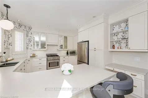 1242 Winter Crescent Milton ON L9T 6V8