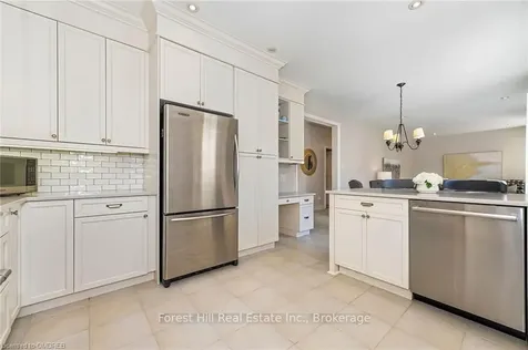 1242 Winter Crescent Milton ON L9T 6V8