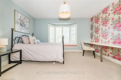 1242 Winter Crescent Milton ON L9T 6V8