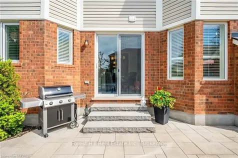1242 Winter Crescent Milton ON L9T 6V8