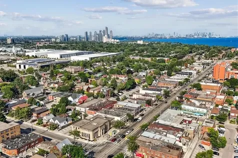 95 Eighth Street Toronto ON M8V 3C6