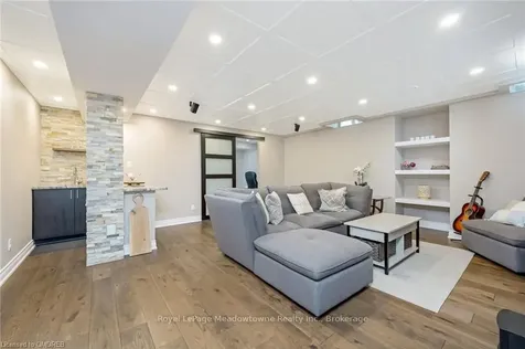 31 Scott Boulevard Milton ON L9T 0R9
