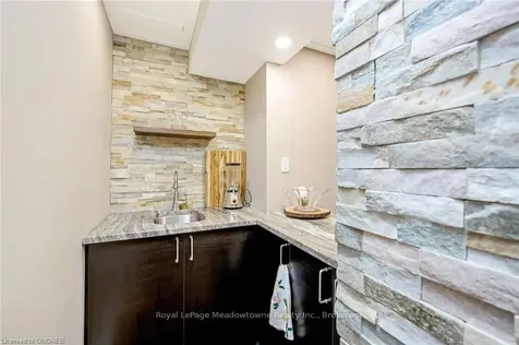 31 Scott Boulevard Milton ON L9T 0R9
