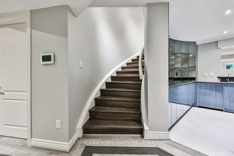 150 Indian Valley Trail Mississauga ON L5G 2K6