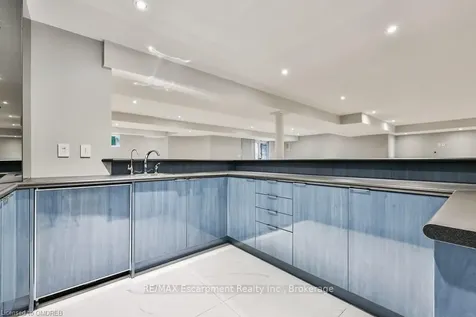 150 Indian Valley Trail Mississauga ON L5G 2K6