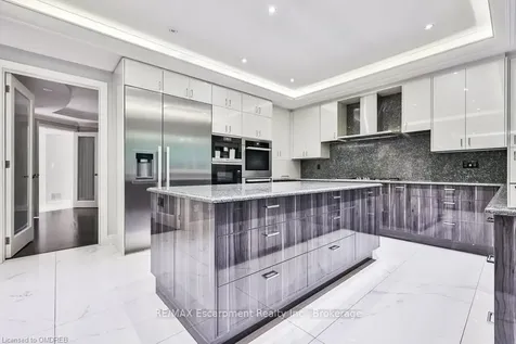150 Indian Valley Trail Mississauga ON L5G 2K6