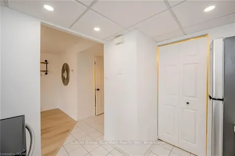 100 Bronte Road Oakville ON L6L 6L5