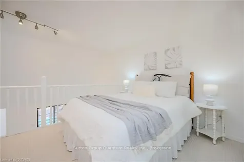 100 Bronte Road Oakville ON L6L 6L5