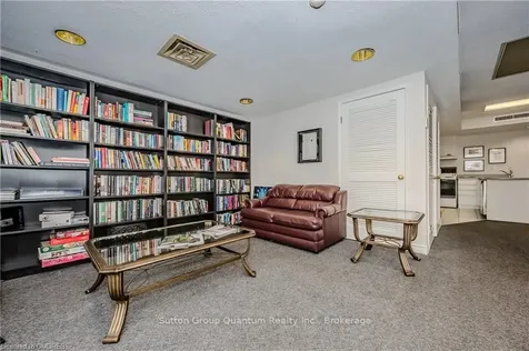 100 Bronte Road Oakville ON L6L 6L5