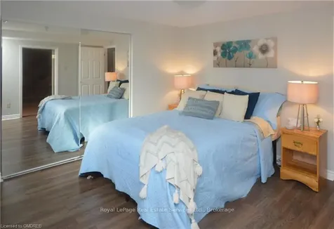 1 Lone Oak Avenue Brampton ON L6S 5V5