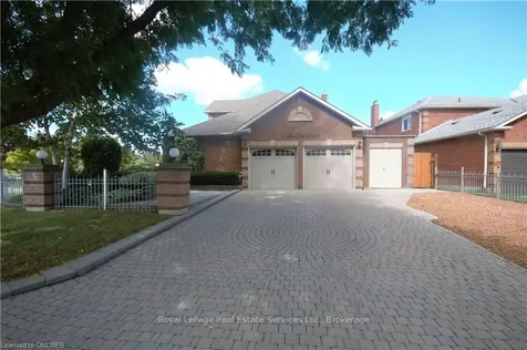 1 Lone Oak Avenue Brampton ON L6S 5V5