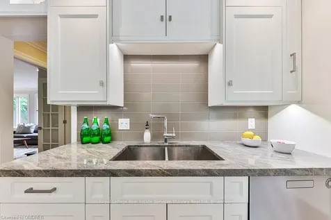 1440 Indian Grove Mississauga ON L5G 2S6