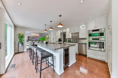 1440 Indian Grove Mississauga ON L5G 2S6