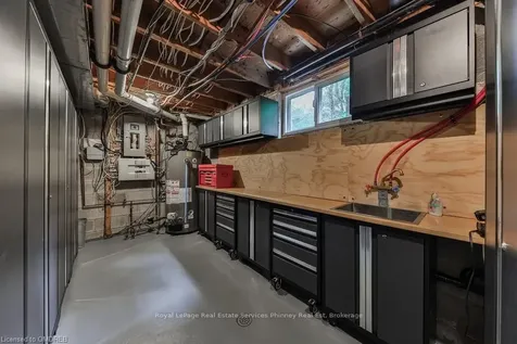1440 Indian Grove Mississauga ON L5G 2S6