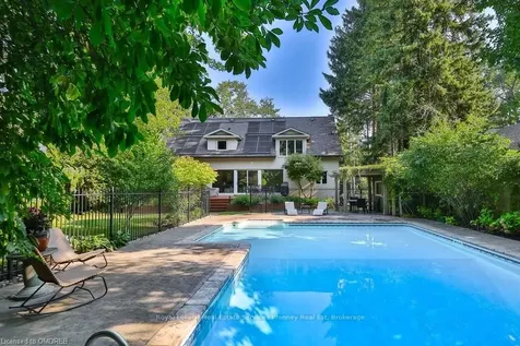 1440 Indian Grove Mississauga ON L5G 2S6