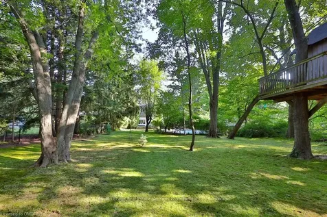 1440 Indian Grove Mississauga ON L5G 2S6
