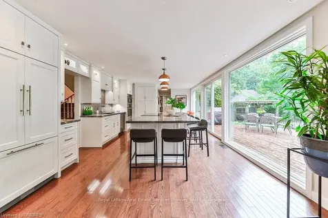 1440 Indian Grove Mississauga ON L5G 2S6