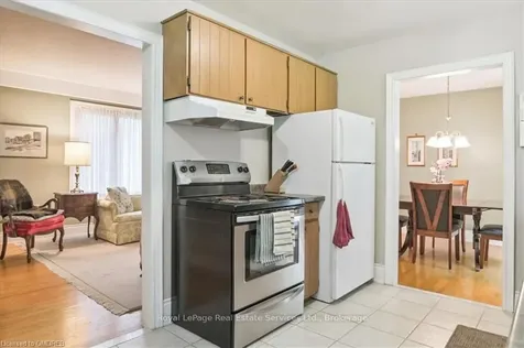 468 Anthony Drive Oakville ON L6J 2K5
