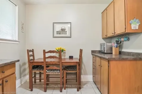468 Anthony Drive Oakville ON L6J 2K5