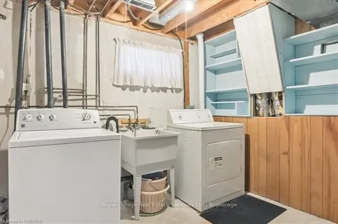 468 Anthony Drive Oakville ON L6J 2K5