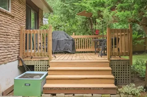 468 Anthony Drive Oakville ON L6J 2K5