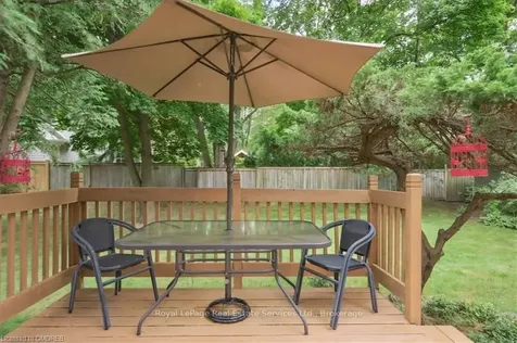 468 Anthony Drive Oakville ON L6J 2K5