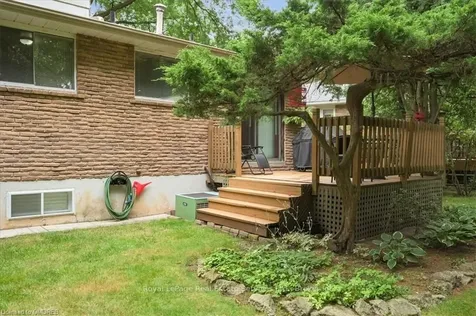 468 Anthony Drive Oakville ON L6J 2K5