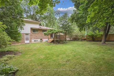 468 Anthony Drive Oakville ON L6J 2K5