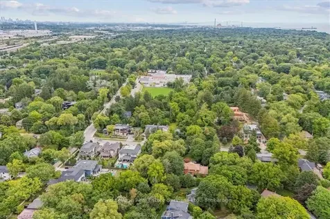 468 Anthony Drive Oakville ON L6J 2K5