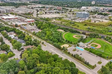 468 Anthony Drive Oakville ON L6J 2K5