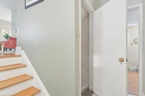 468 Anthony Drive Oakville ON L6J 2K5