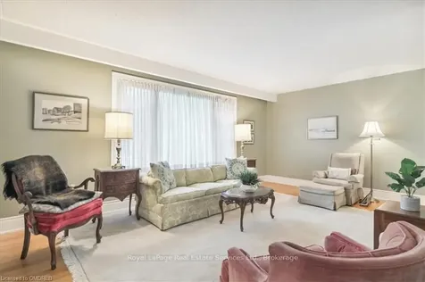 468 Anthony Drive Oakville ON L6J 2K5