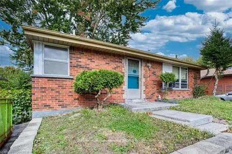 2137 Mount Forest Drive Burlington ON L7P 1H6