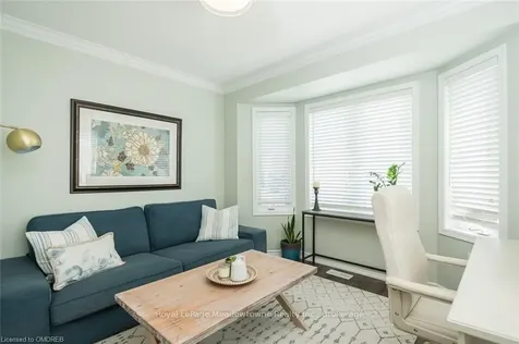 536 Laking Terrace Milton ON L9T 9J3