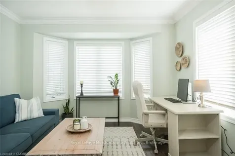 536 Laking Terrace Milton ON L9T 9J3