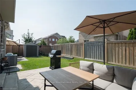 536 Laking Terrace Milton ON L9T 9J3