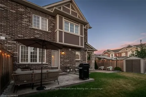 536 Laking Terrace Milton ON L9T 9J3