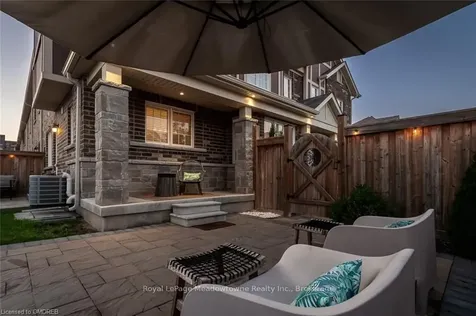 536 Laking Terrace Milton ON L9T 9J3