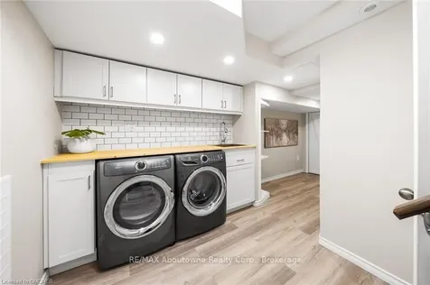1121 Haig Boulevard Mississauga ON L5E 2M6