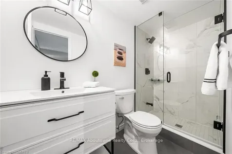 1121 Haig Boulevard Mississauga ON L5E 2M6