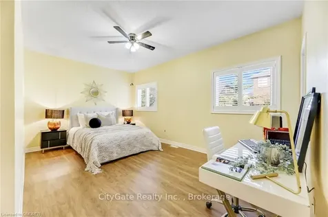 1057 Woodward Avenue Milton ON L9T 5Y2
