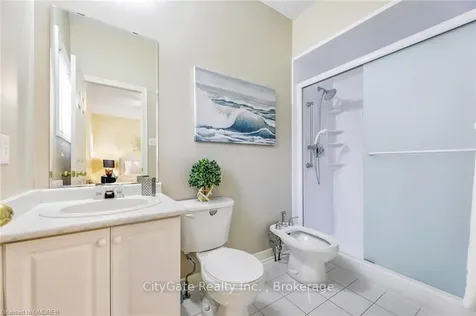 1057 Woodward Avenue Milton ON L9T 5Y2