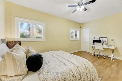 1057 Woodward Avenue Milton ON L9T 5Y2
