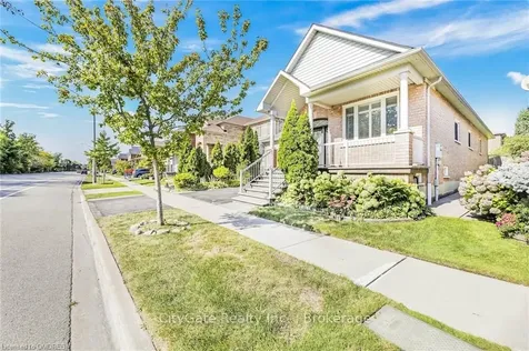 1057 Woodward Avenue Milton ON L9T 5Y2