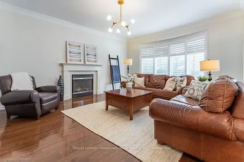 725 Switzer Crescent Milton ON L9T 0H3