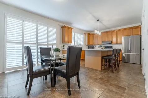 725 Switzer Crescent Milton ON L9T 0H3